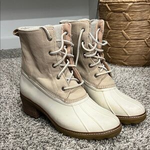 Sperry Beige and White Winter Boots